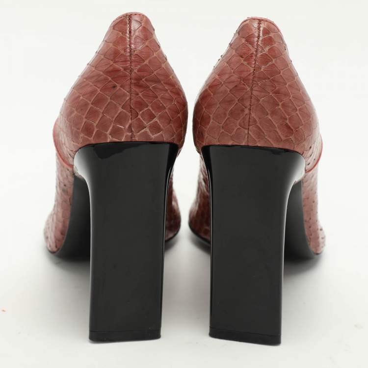Pre Owned Casadei Pink Python Pointed Toe Pumps Size 37