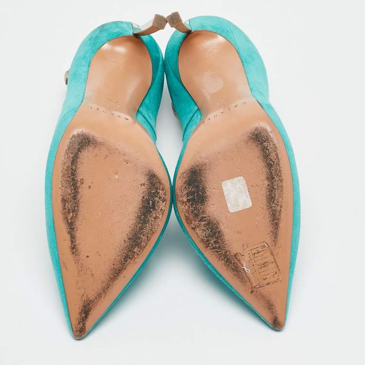 مملوكة مسبقًا Casadei Blue Suede Pointed Toe Ankle Strap Pumps Size 37.5