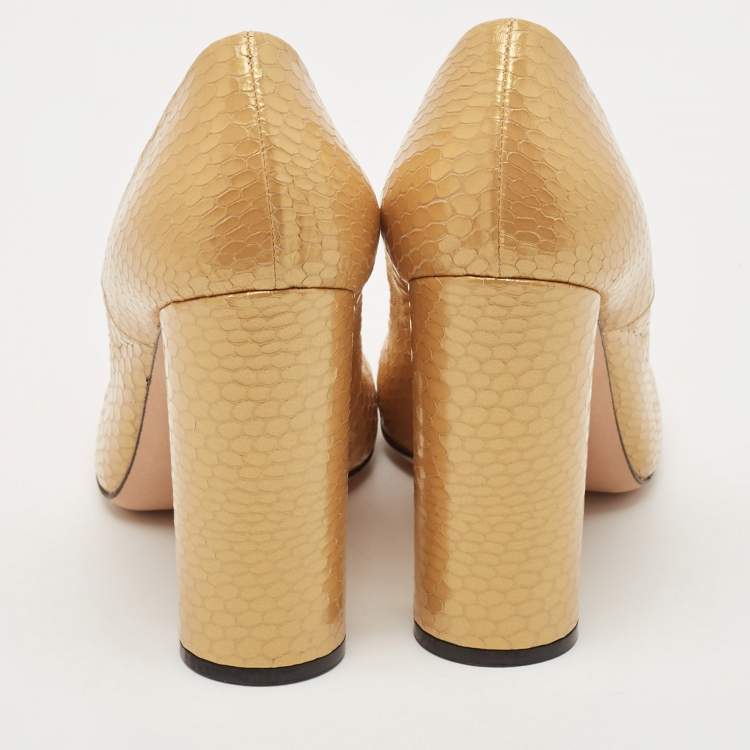 Pre Owned Casadei Yellow Python Embossed Leather Round Toe Pumps Size 37