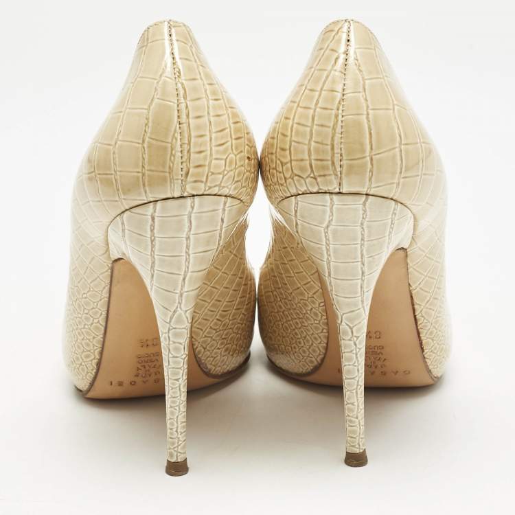 Pre Owned Casadei Beige Croc Embossed Patent Leather Pointed Toe Pumps Size 38.5