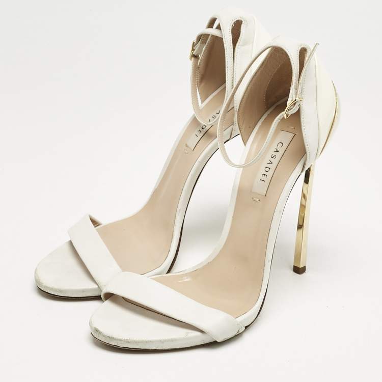 مملوكة مسبقًا Casadei White Leather Blade Ankle Strap Sandals Size 37.5