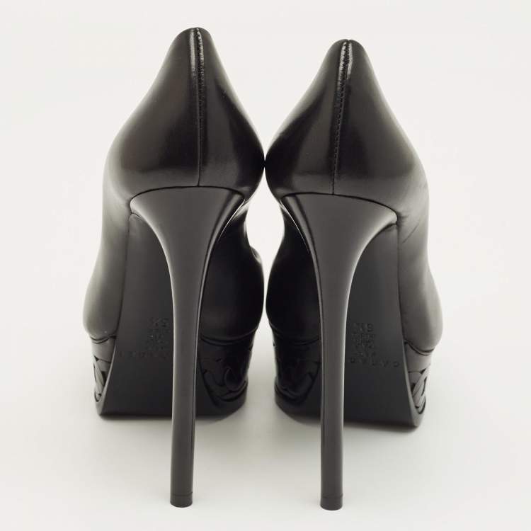 Pre Owned Casadei Black Leather  Peep Toe Platform Pumps Size 35.5