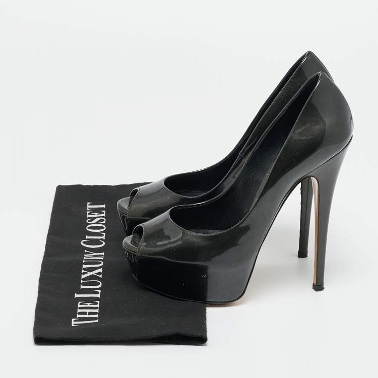 Pre Owned Casadei Size 36 Metallic Grey Patent Leather Peep Toe Pumps