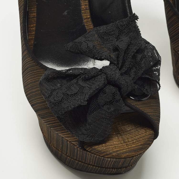 Pre Owned Casadei Bow Size 39 Gold/Black Fabric and Lace Platform Sandals