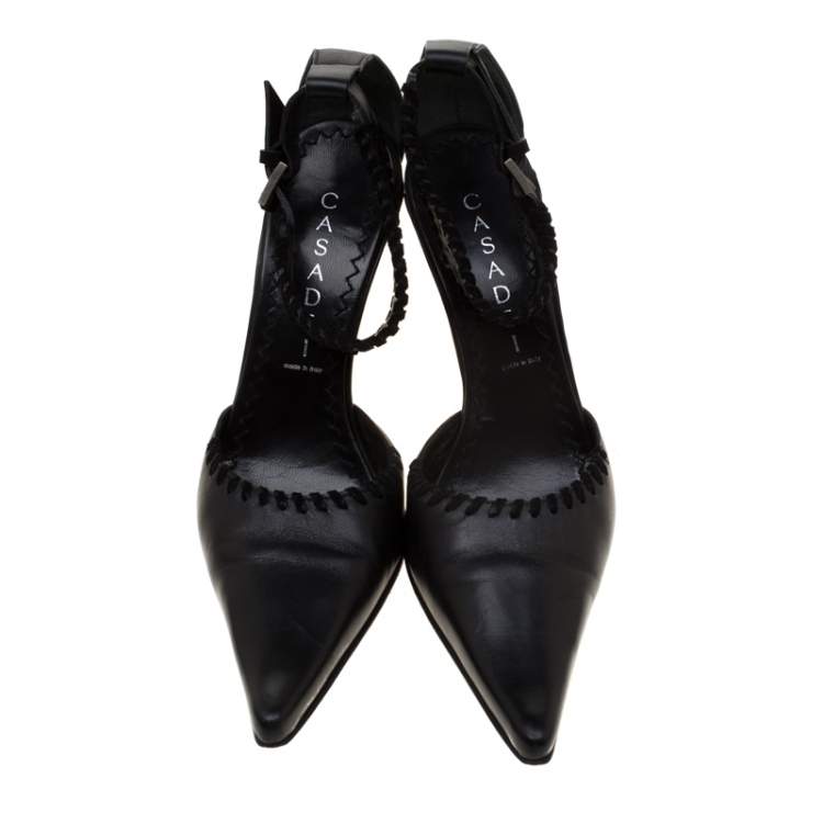 مملوكة مسبقًا Casadei Black Leather Laser Cut Ankle Cuff Pointed Toe Sandal Size 35