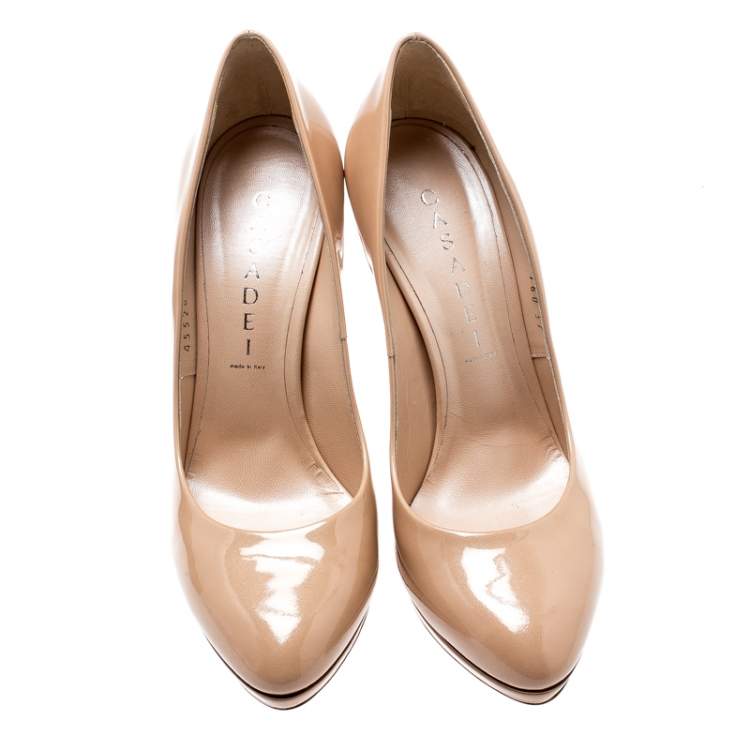 Pre Owned Casadei Beige Patent Leather Platform Pumps Size 37