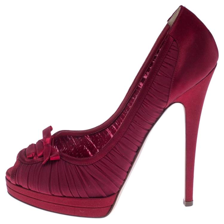 Pre Owned Casadei Red Satin Bow Peep Toe Pumps Size 38.5