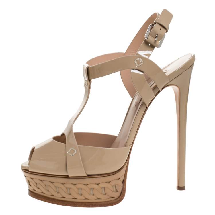 Pre Owned Casadei Beige Patent Leather T-Strap Platform Sandals Size 39.5