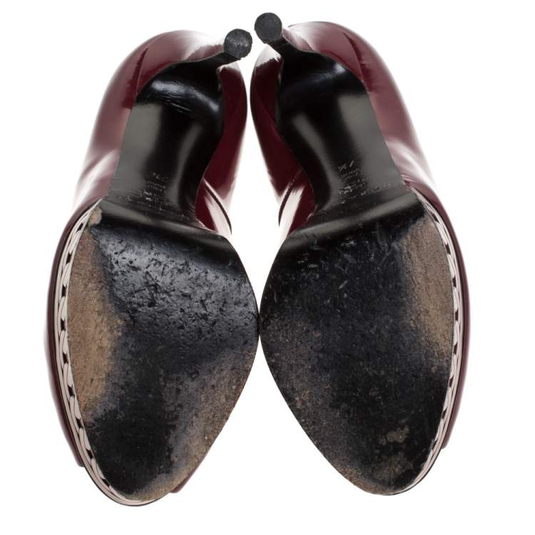 Pre Owned Casadei Burgundy Patent Leather Peep Toe Chain Motif Platform Pumps Size 37.5