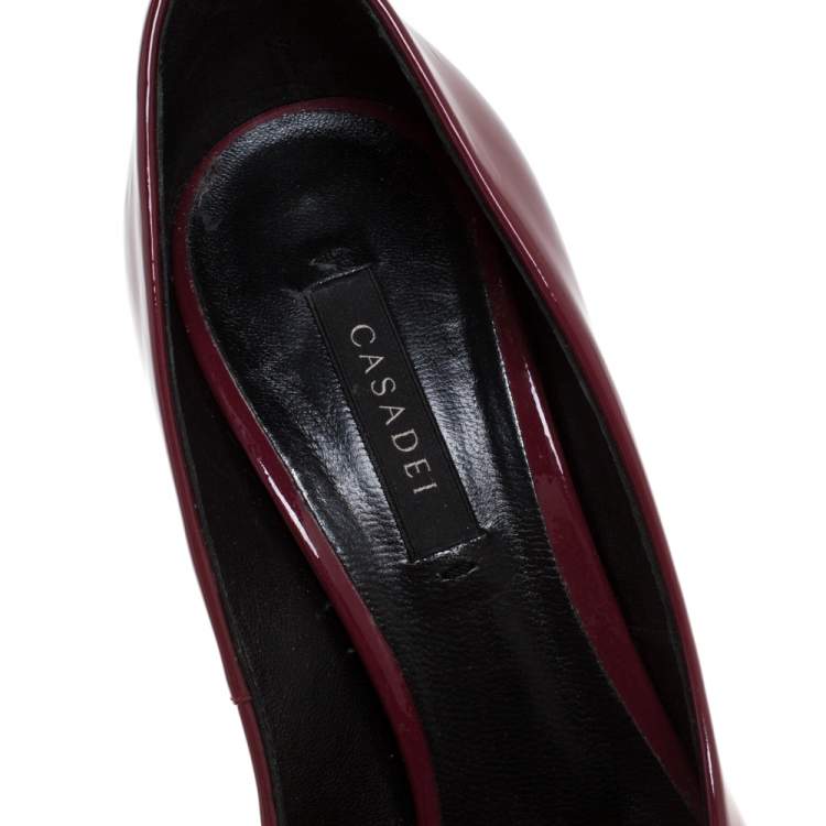 Pre Owned Casadei Burgundy Patent Leather Peep Toe Chain Motif Platform Pumps Size 37.5
