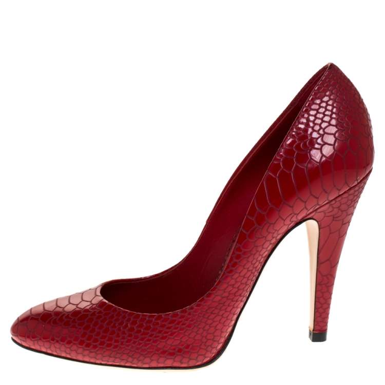 Pre Owned Casadei Red Python Embossed Patent Leather Round Toe Pumps Size 38.5