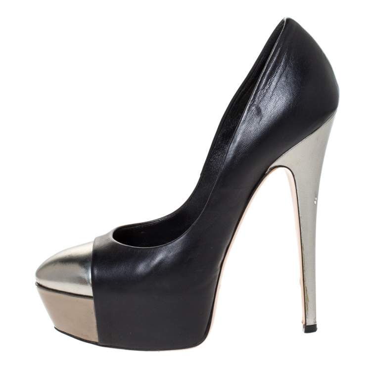 Pre Owned Casadei Black/Grey Leather Cap Toe Platform Pumps Size 36