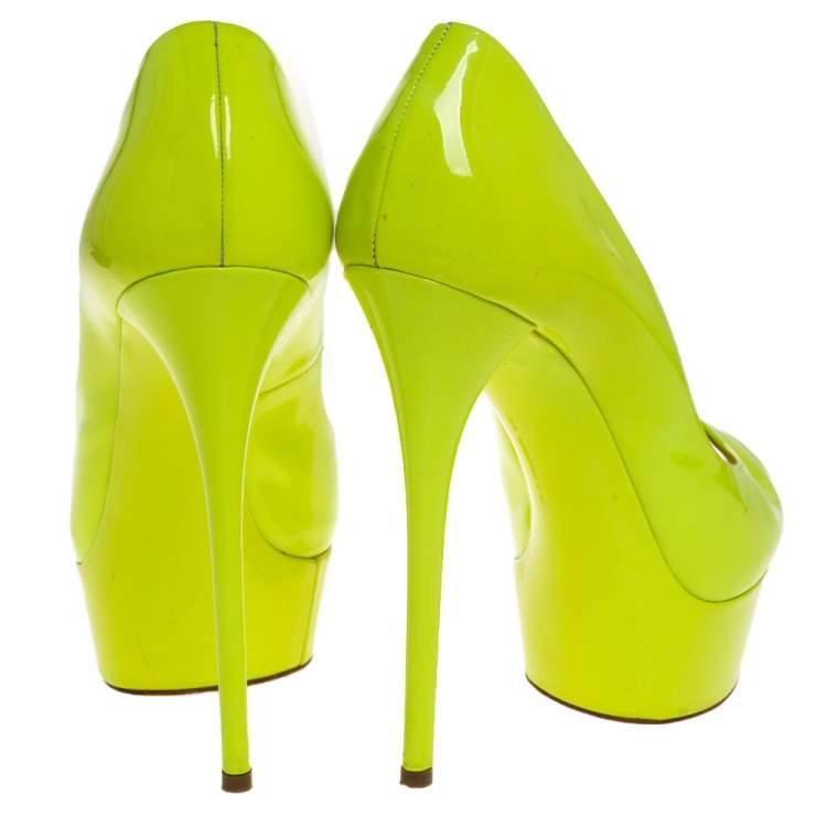 Pre Owned Casadei Lime Green Patent Leather Daisy Peep Toe Platform Pumps Size 39