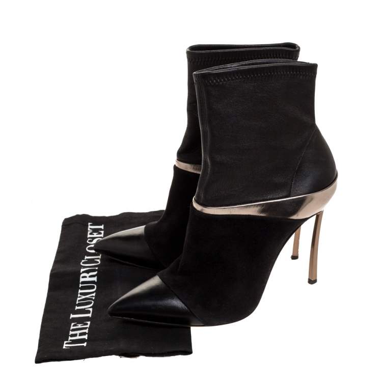 مملوكة مسبقًا Casadei Black Suede and Metallic Leather Pointed Toe Blade Ankle Boots Size 38