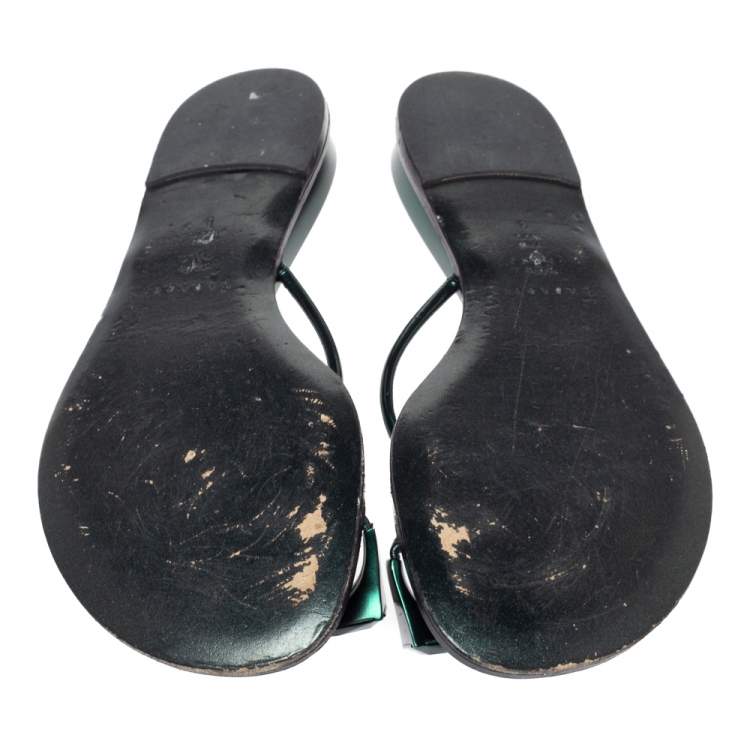 مملوكة مسبقًا Casadei Metallic Green Patent Crystal Toe Ring Sandals Size 39