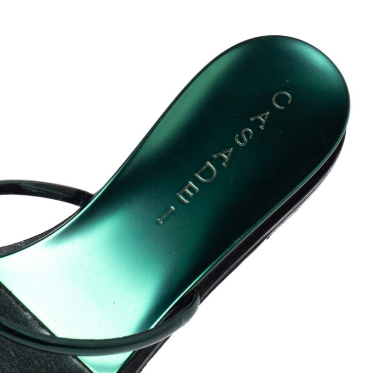مملوكة مسبقًا Casadei Metallic Green Patent Crystal Toe Ring Sandals Size 39