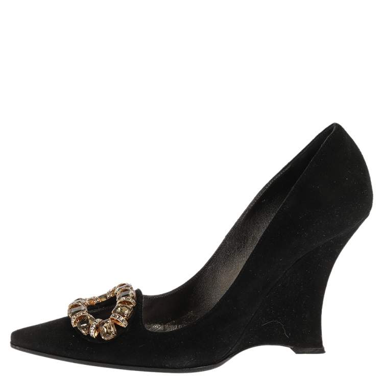 مملوكة مسبقًا Casadei Black Suede Crystal Embellished Pointed Toe Wedge Pumps Size 36