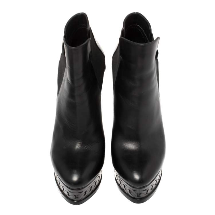 مملوكة مسبقًا Casadei Black Leather Chain Effect Platform Ankle Boots Size 36