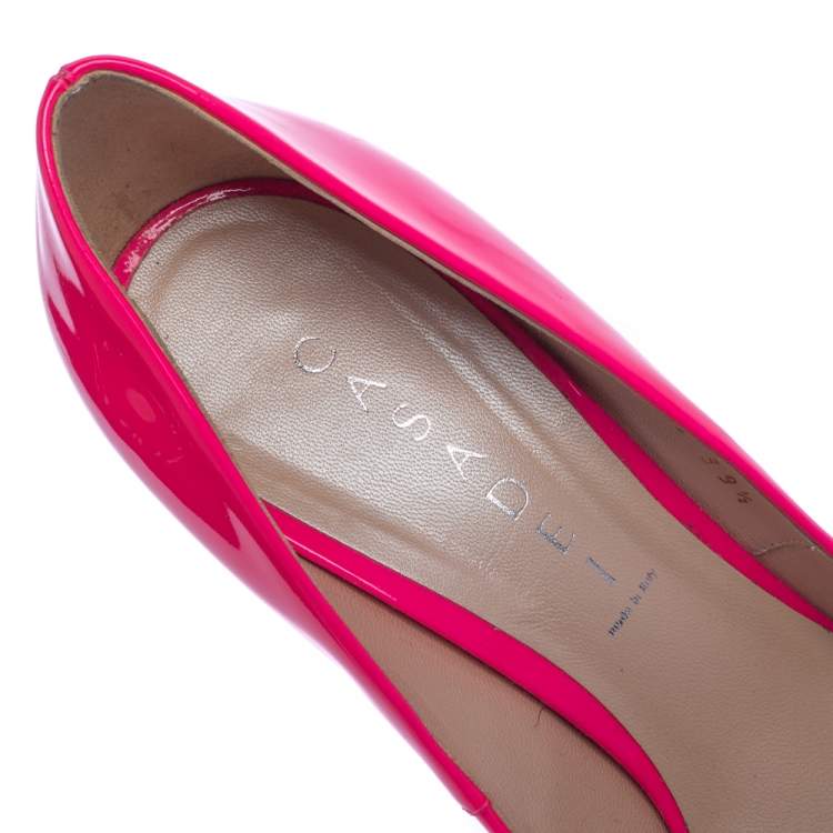 Pre Owned Casadei Neon Pink Patent Leather Blade Pumps Size 39.5