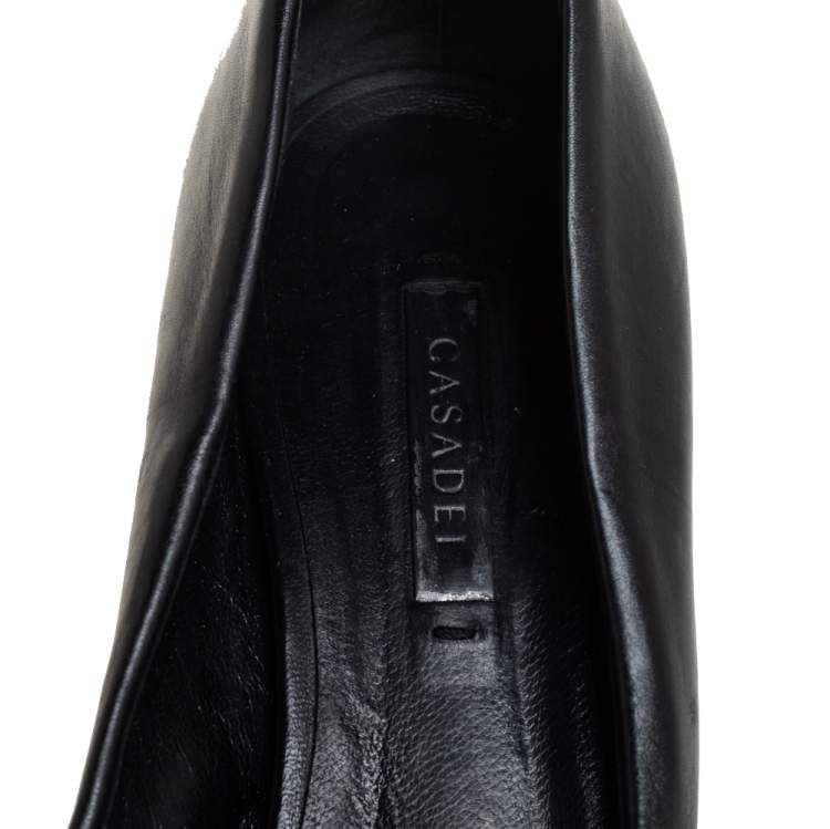 Pre Owned Casadei Black Leather Chain Embellished Block Heel  Pumps Size 40