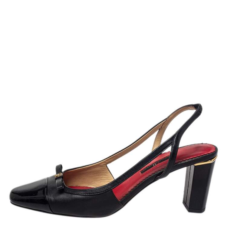 Pre Owned CH Carolina Herrera Black Leather Slingback Sandals Size 40