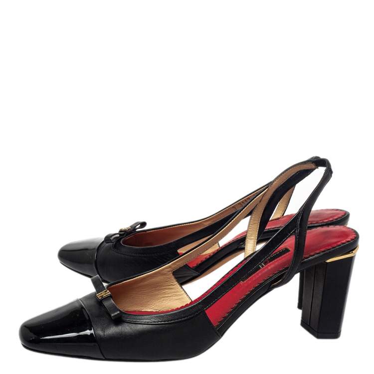 Pre Owned CH Carolina Herrera Black Leather Slingback Sandals Size 40