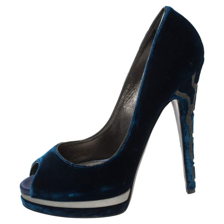 Pre Owned Casadei Blue Velvet Peep Toe Platform Pumps Size 40