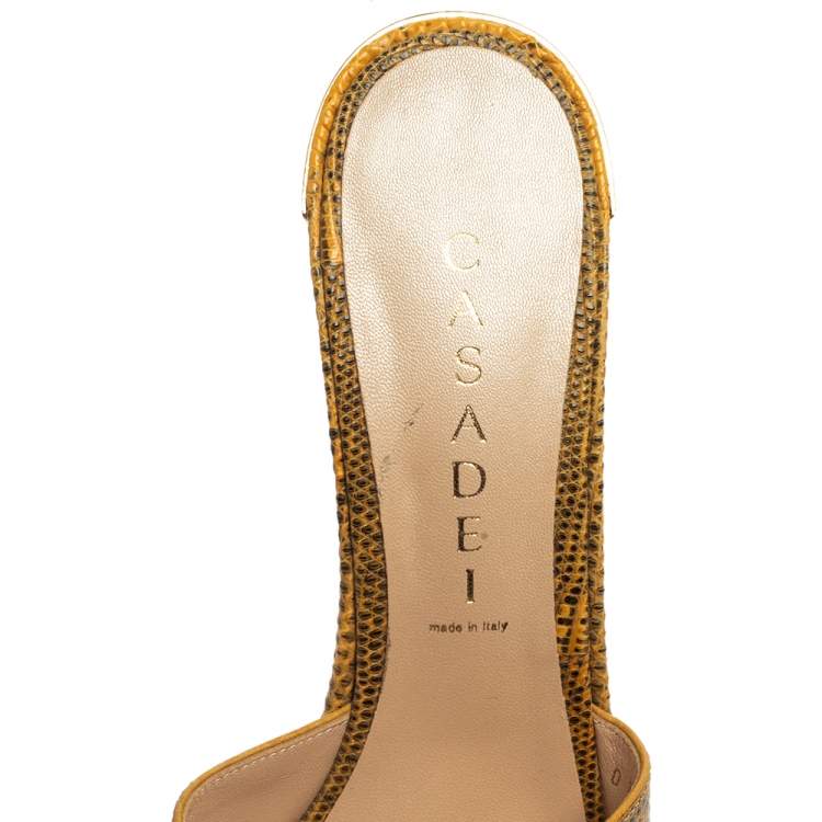 مملوكة مسبقًا Casadei Yellow/Brown Lizard Embossed Leather Sandals Size 40
