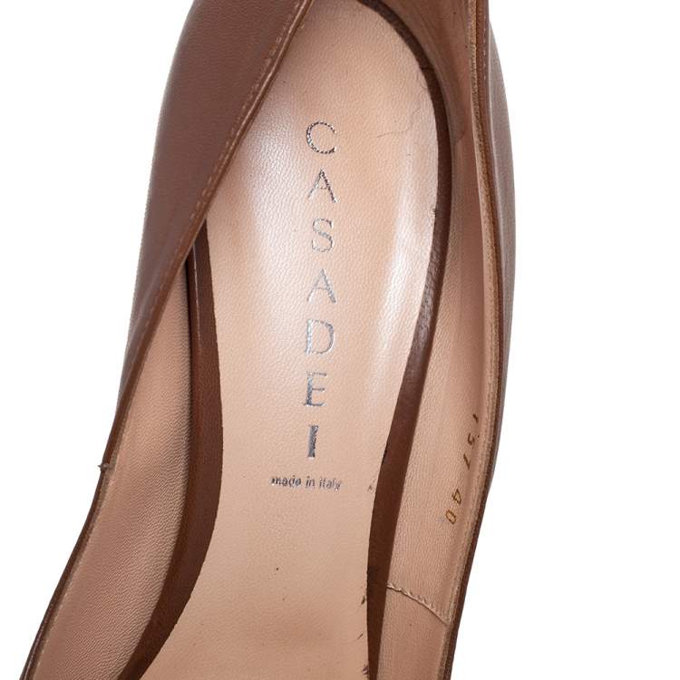 مملوكة مسبقًا Casadei Brown Leather Sculpted Heel Platform Pumps Size 40