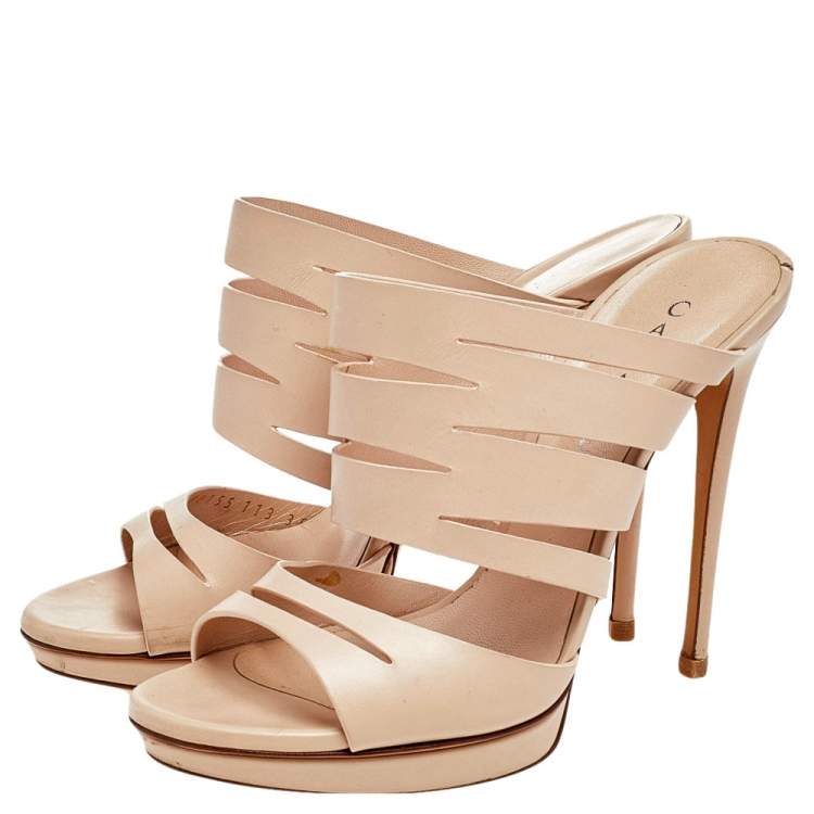 Pre Owned Casadei Beige Leather Slide Sandals Size 36.5