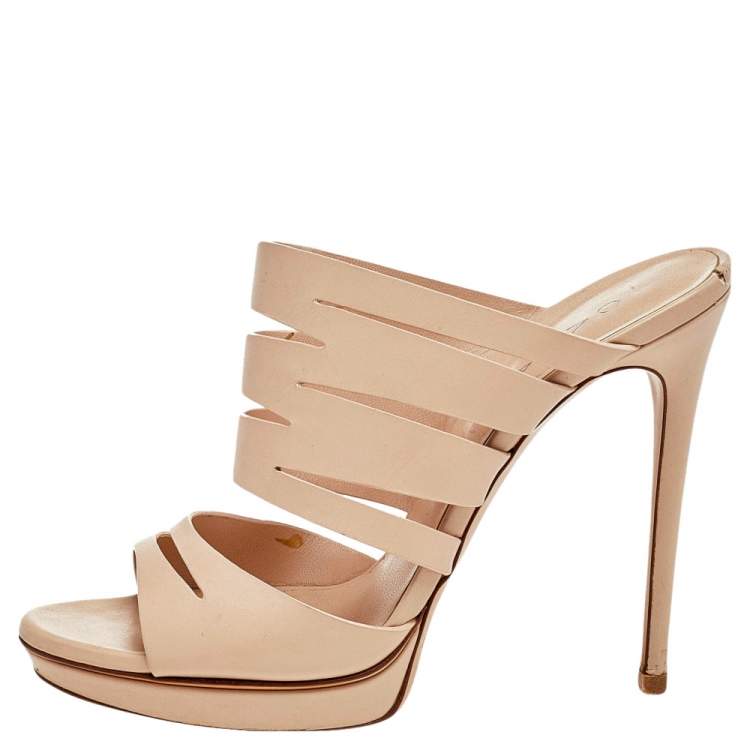 Pre Owned Casadei Beige Leather Slide Sandals Size 36.5
