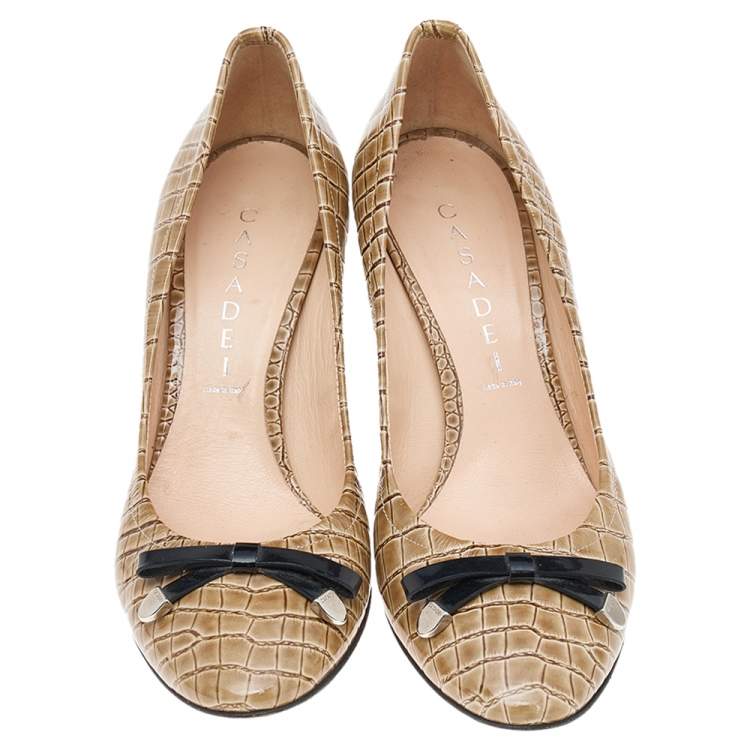 Pre Owned Casadei Olive Croc Embossed Leather Pumps Size 36.5