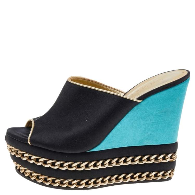 مملوكة مسبقًا Casadei Black/ Turquoise Green Satin Chain Embellished Wedge Slide Sandals Size 36