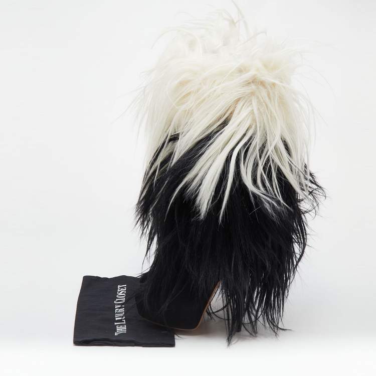 مملوكة مسبقًا Casadei Black/White Hair and Suede Ankle Boots Size 38