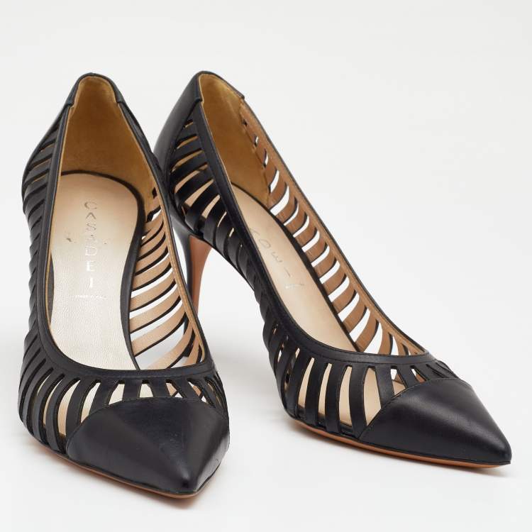 مملوكة مسبقًا Casadei Black Cut Out Leather Pointed Toe Pumps Size 38.5