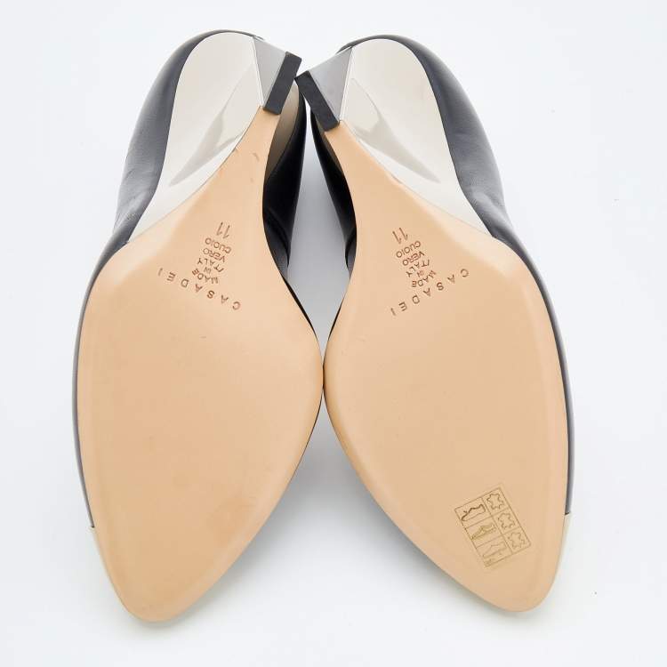 مملوكة مسبقًا Casadei Black/Beige Leather And Patent Leather Cap Toe Wedge Pumps Size 41