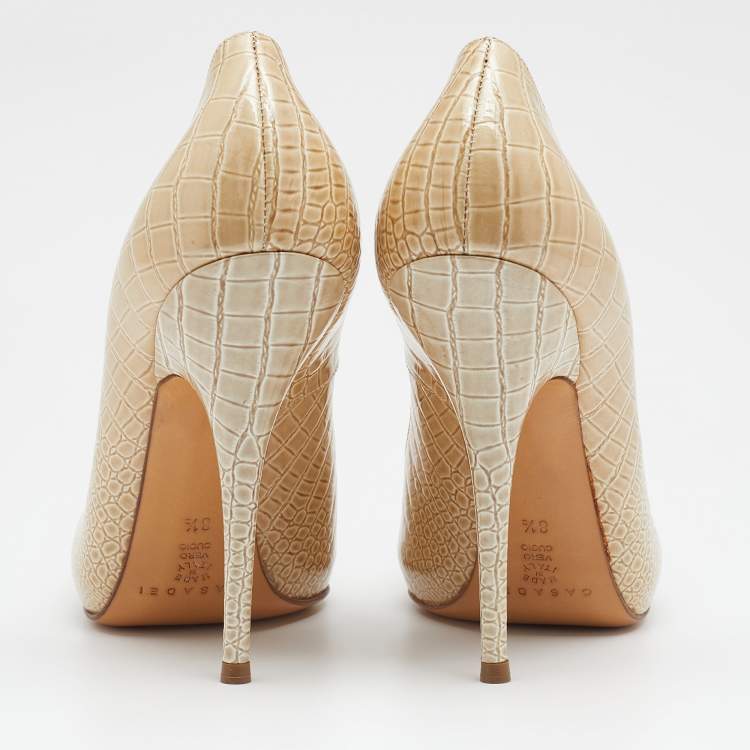 مملوكة مسبقًا Casadei Beige Croc Embossed Patent Leather Pointed Toe Pumps Size 38.5