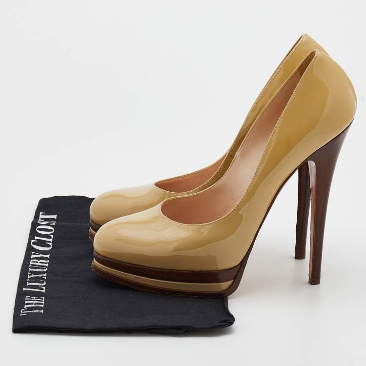 Pre Owned Casadei Beige Patent Leather Platform Pumps Size 39