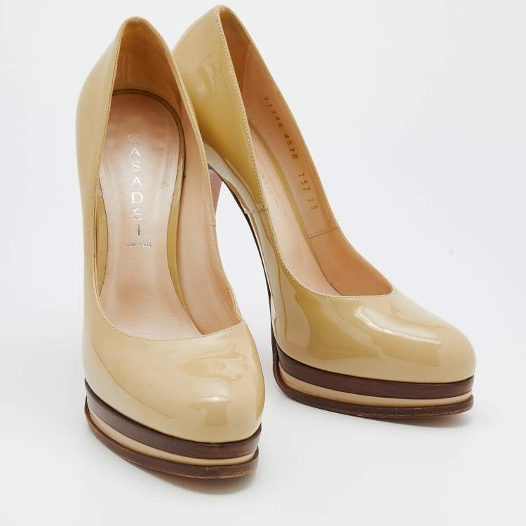 Pre Owned Casadei Beige Patent Leather Platform Pumps Size 39