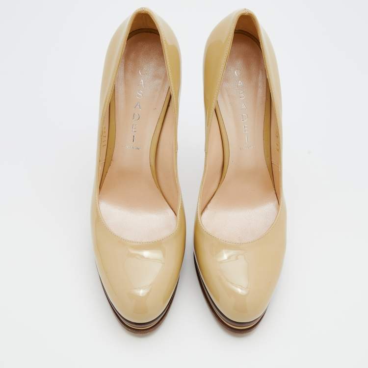 Pre Owned Casadei Beige Patent Leather Platform Pumps Size 39