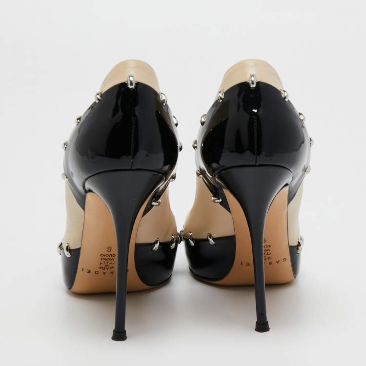 Pre Owned Casadei Beige/Black Patent and Leather Blade Pumps Size 36