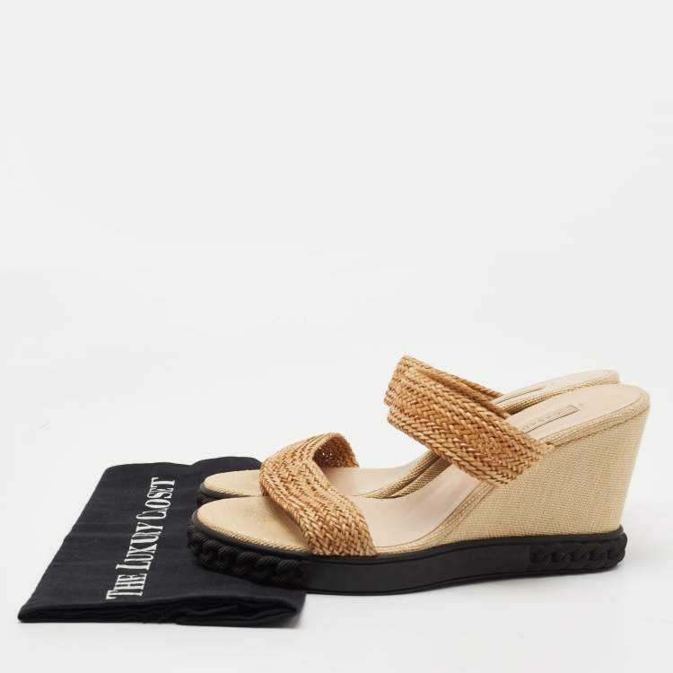 مملوكة مسبقًا Casadei Tan Woven Leather Slide Wedge Sandals Size 40