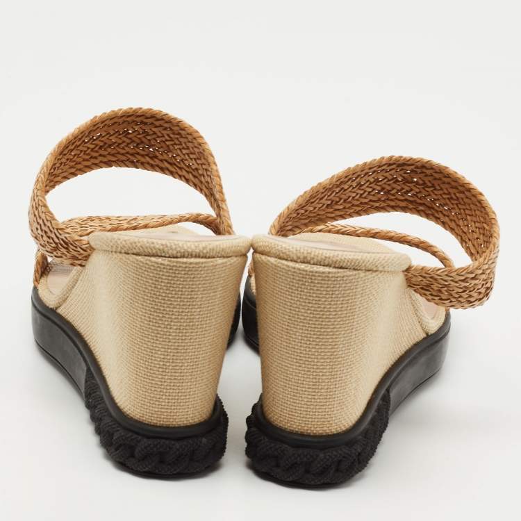 مملوكة مسبقًا Casadei Tan Woven Leather Slide Wedge Sandals Size 40