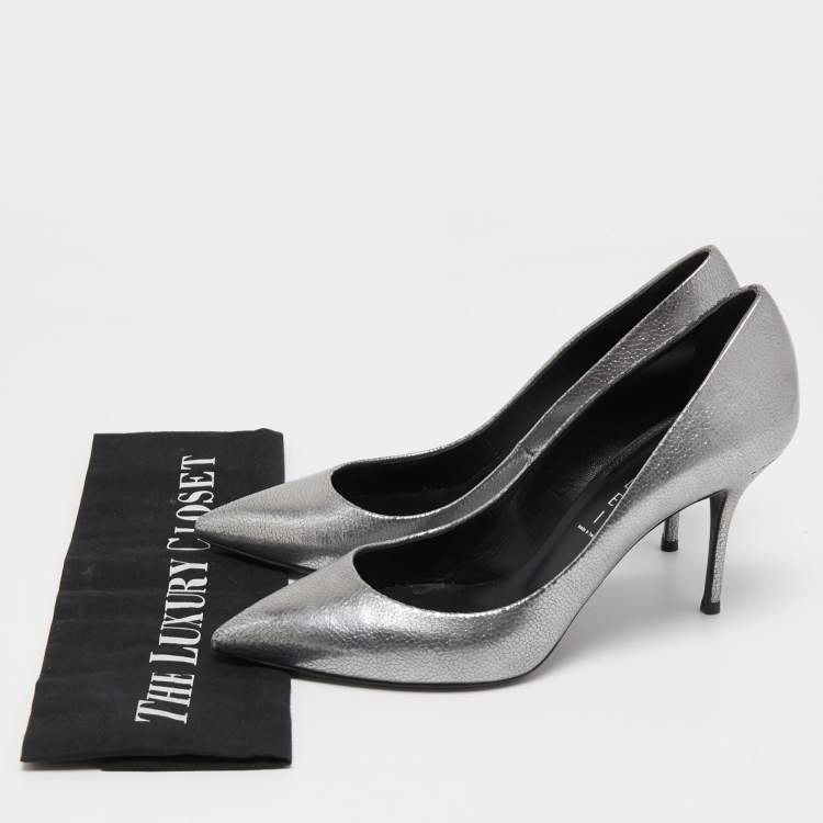 Pre Owned Casadei Silver Texture Leather Pointed Toe Pumps Size 37.5