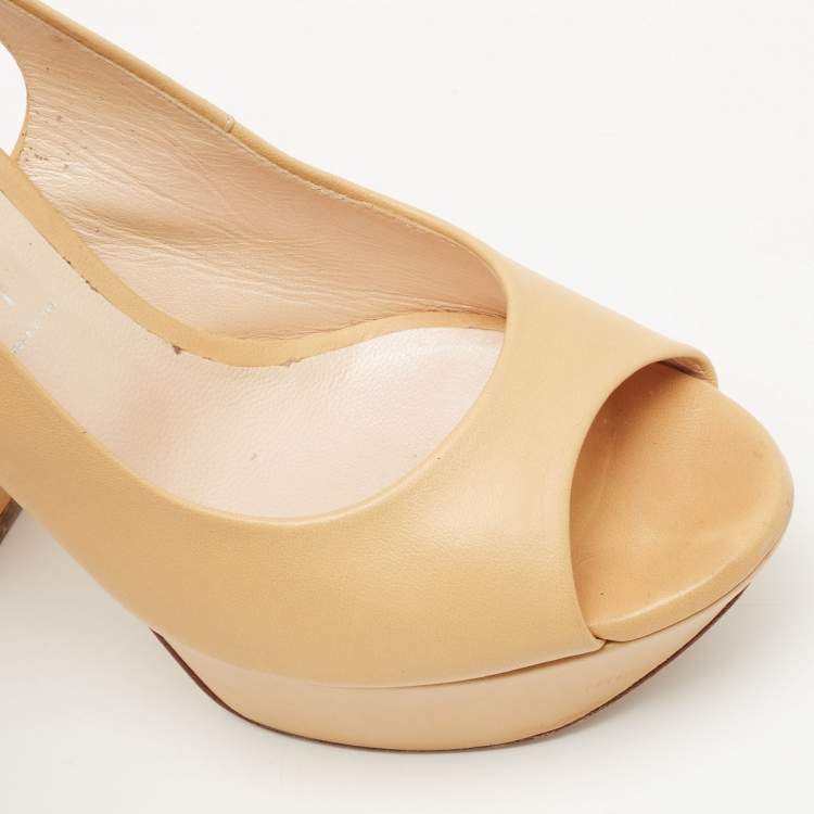 Pre Owned Casadei Beige Leather Platform Slingback Peep Toe Pumps Size 36.5