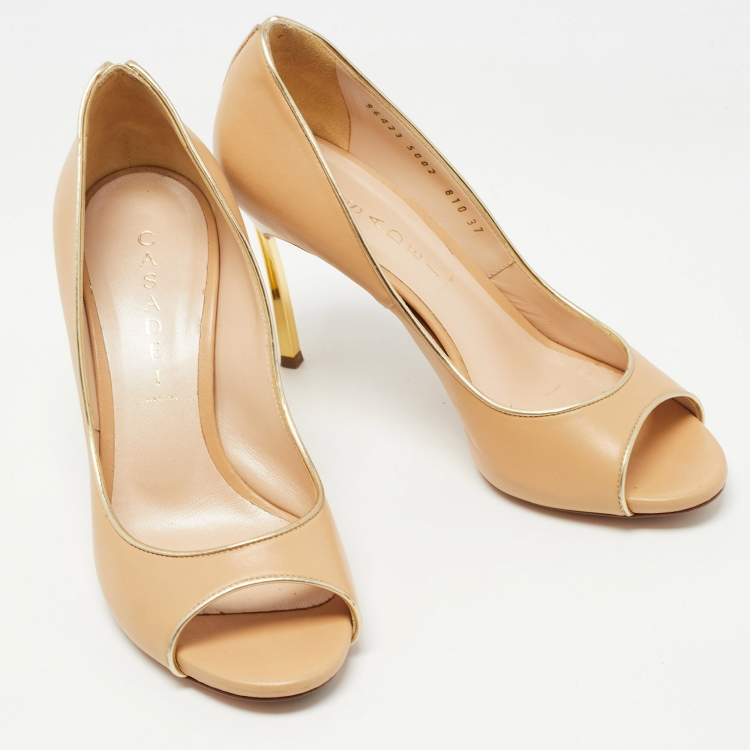 مملوكة مسبقًا Casadei Beige Leather Blade Open Toe Pumps Size 37