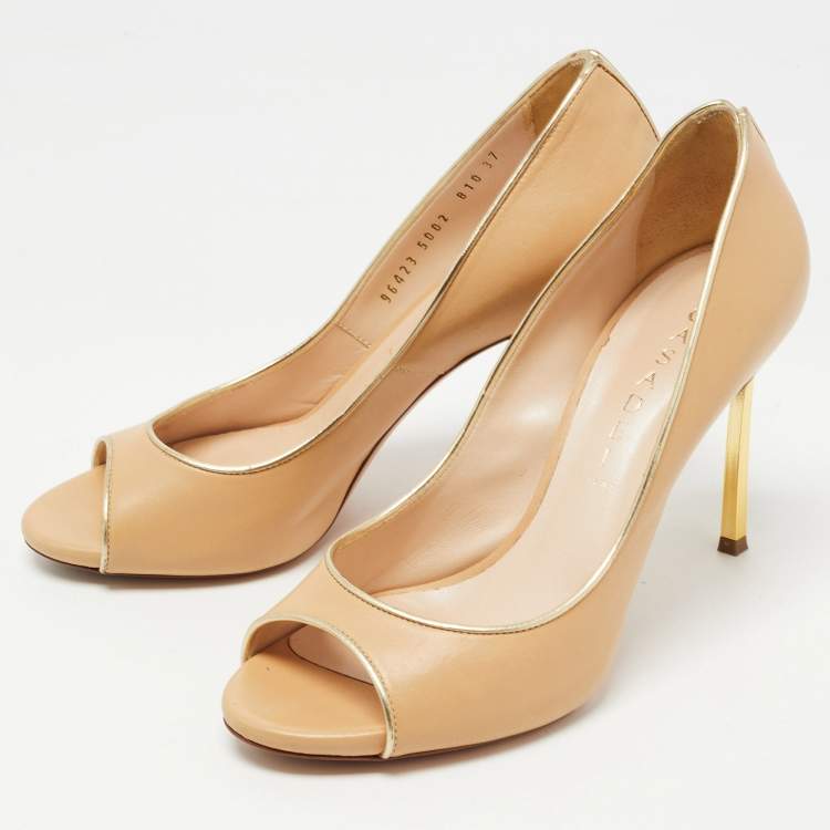 مملوكة مسبقًا Casadei Beige Leather Blade Open Toe Pumps Size 37