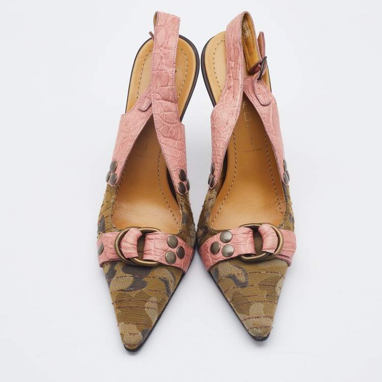 مملوكة مسبقًا Casadei Pink/Olive Green Croc Embossed Leather and Camo Print Canvas Slingback Pumps Size 35
