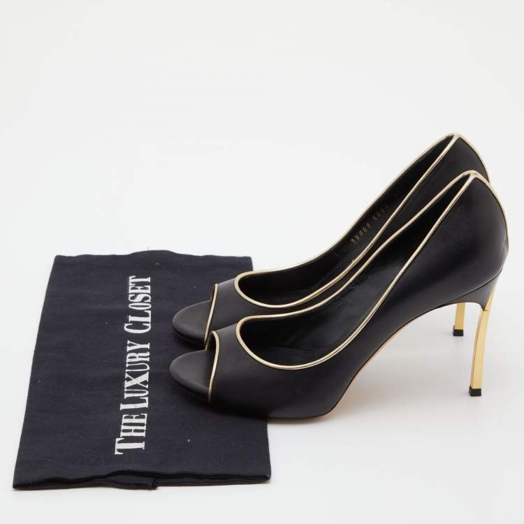 مملوكة مسبقًا Casadei Black/Gold Leather Open Toe Blade Heel Pumps Size 37
