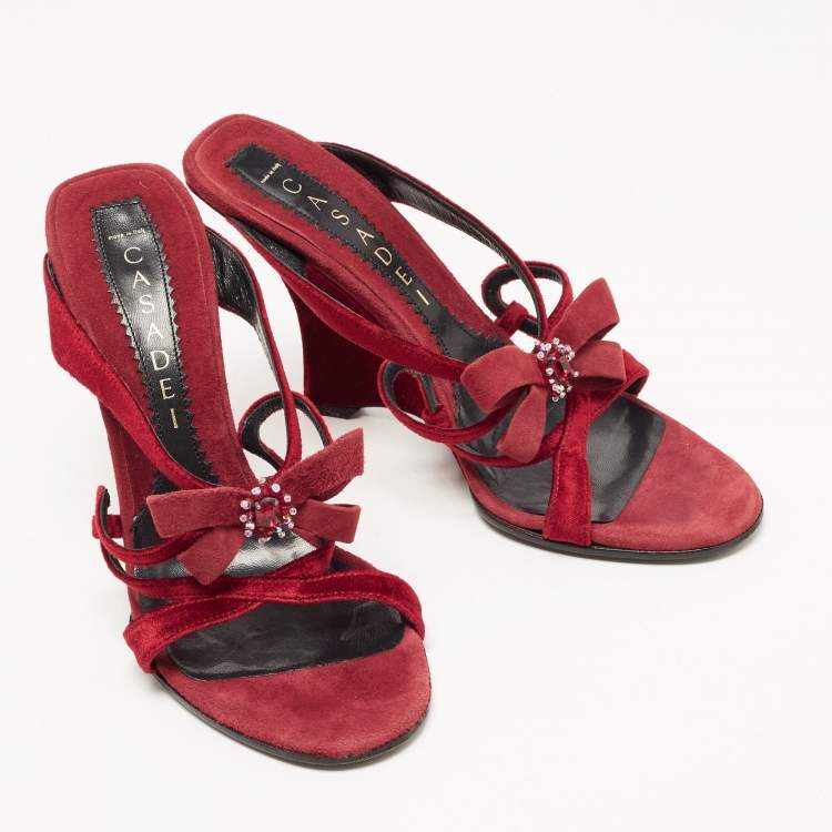 Pre Owned Casadei Red Velvet Bow Embellished Wedge Strappy Sandals Size 38